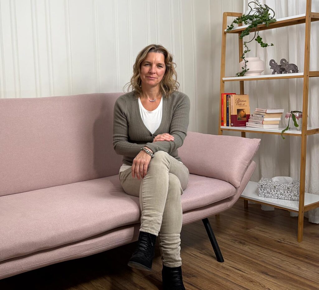 Bureau de Vicky Langlais, thérapeute en relation d'aide